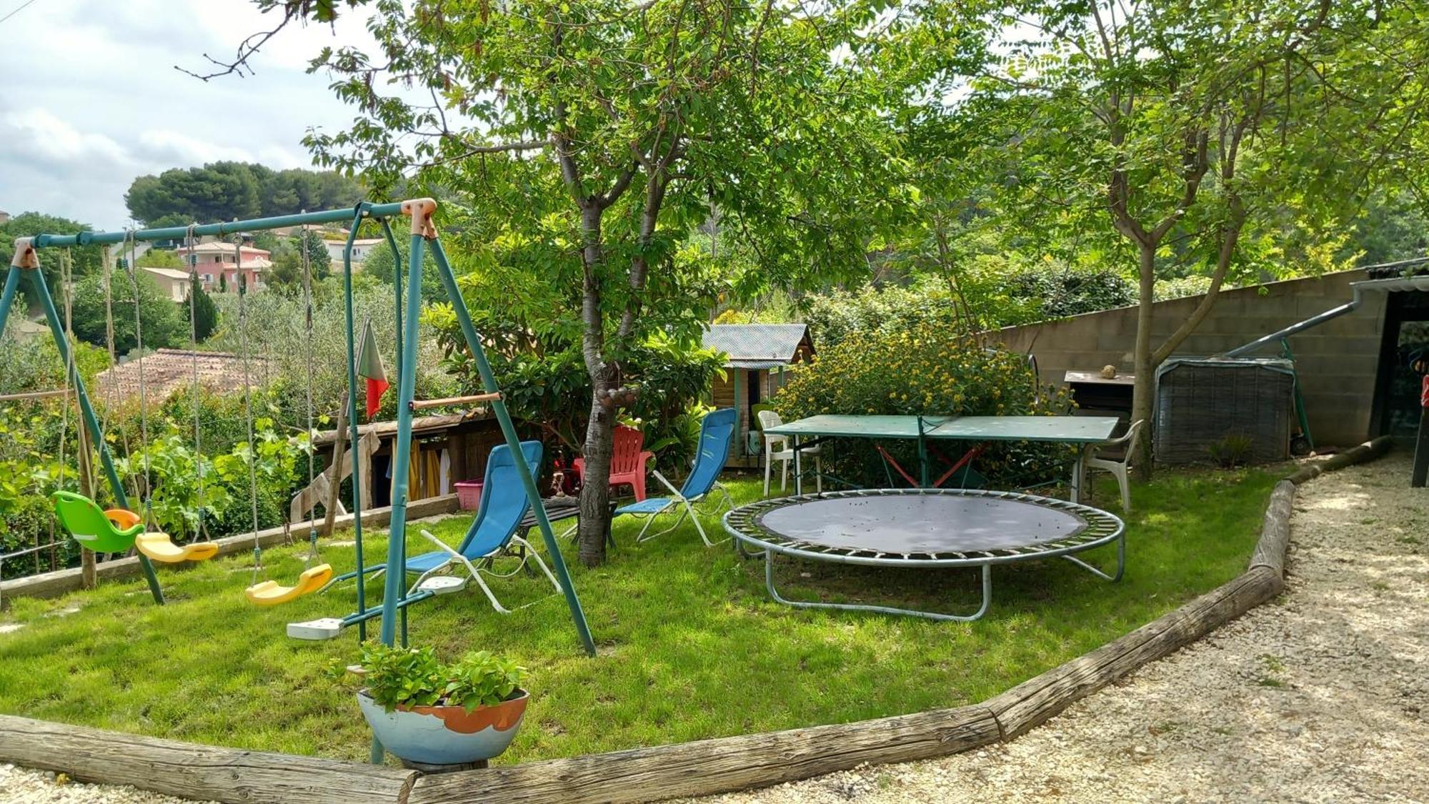 La Sapiniere -Chambres Climatisees Buisson Экстерьер фото